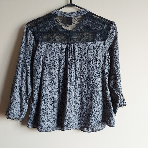 FREE PEOPLE ♡ Ladies Top - Picture 5 of 9